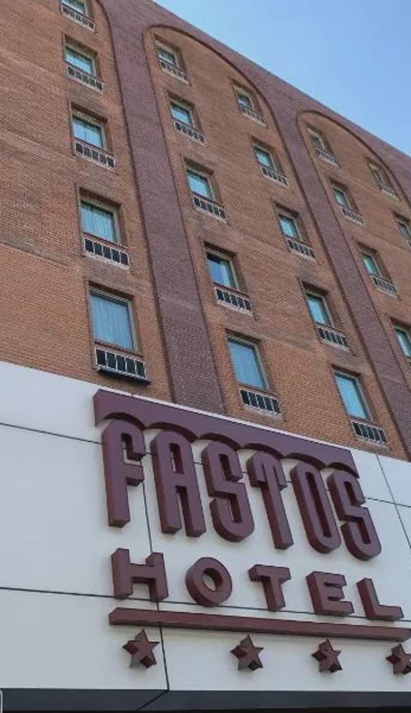 Fastos Hotel