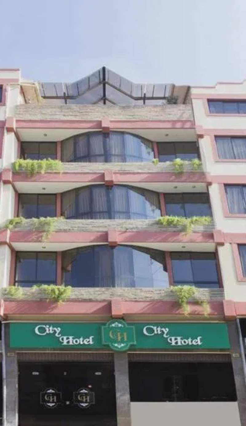 City Hotel