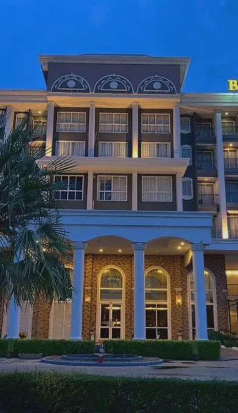 Bright Hotel