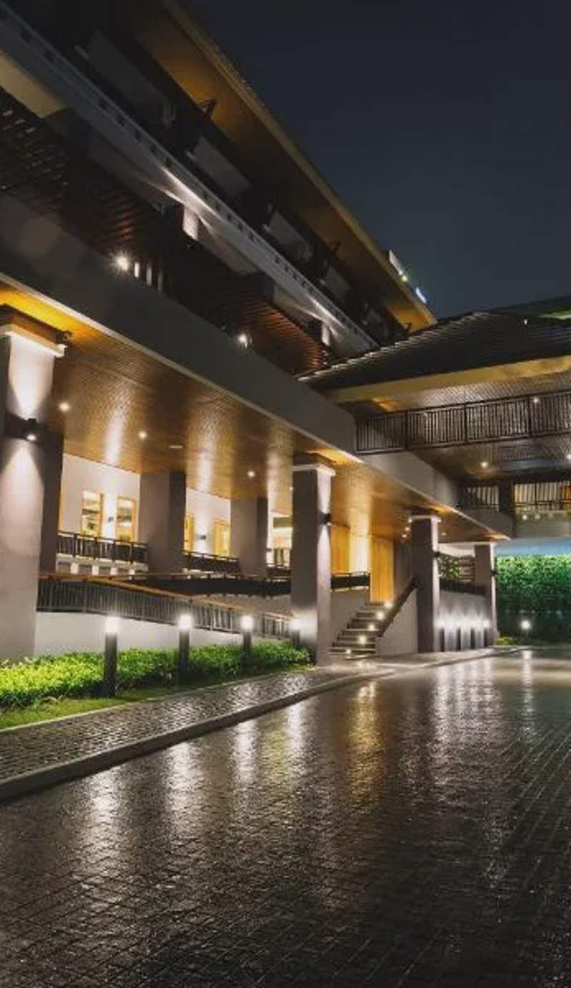 Nadee 10 Resort & Hotel