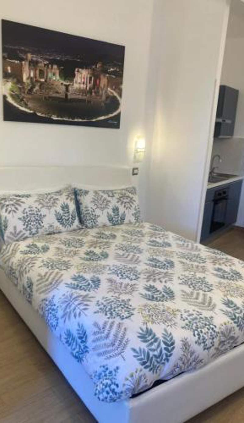 Elegant mini appartments Floridia close to the center private parking