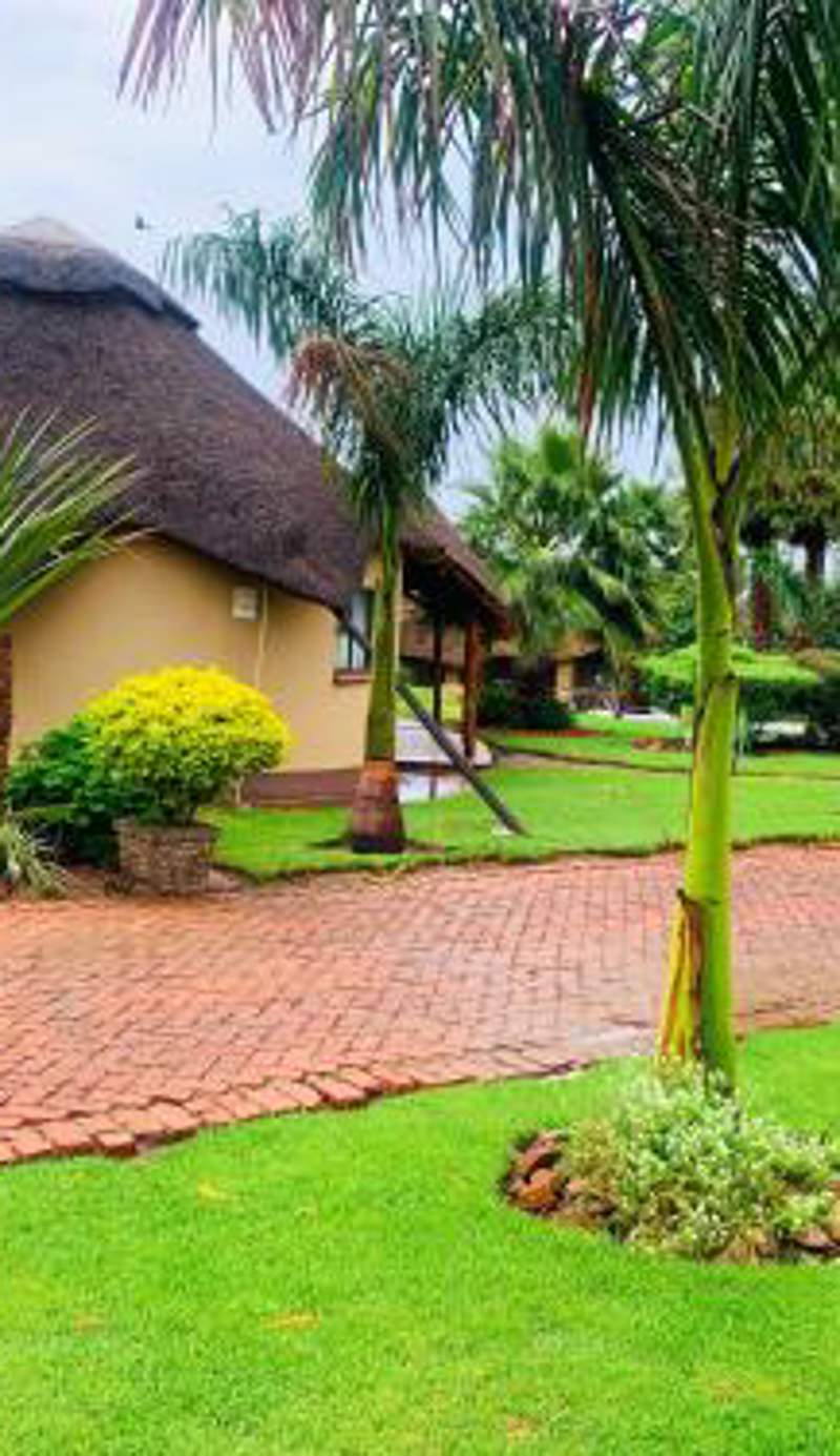 Riverstone Guest Lodge