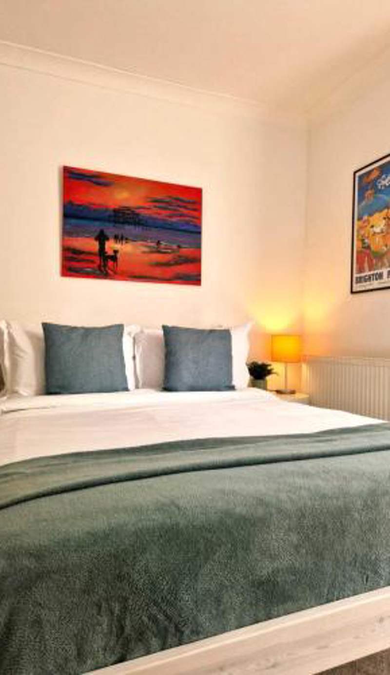 Upper Rock Brighton – Guest House