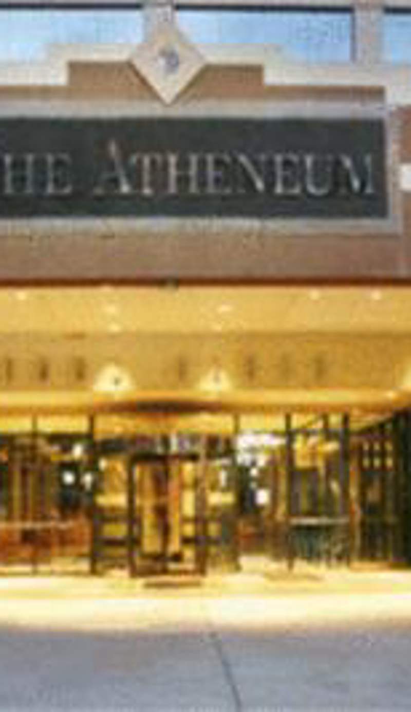 Atheneum Suite Hotel