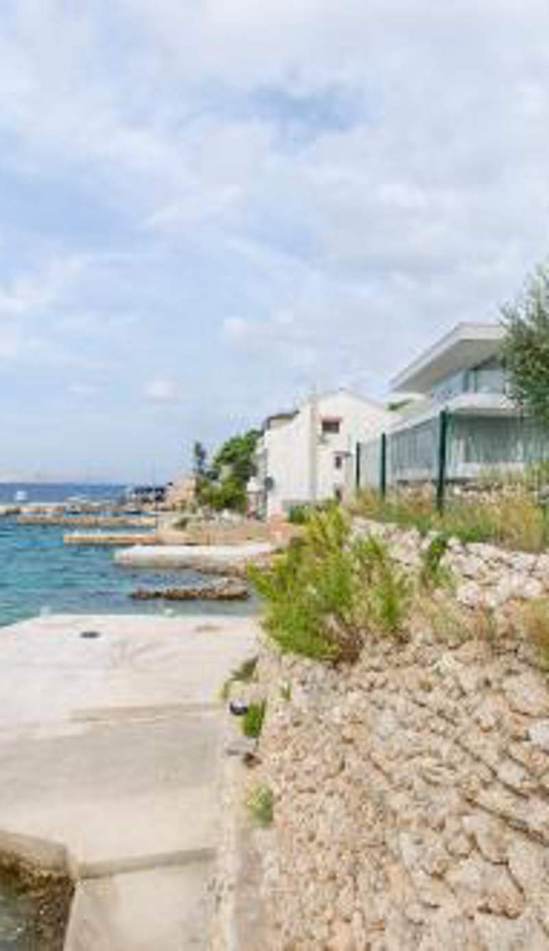 Apartments Seafront Jadranka