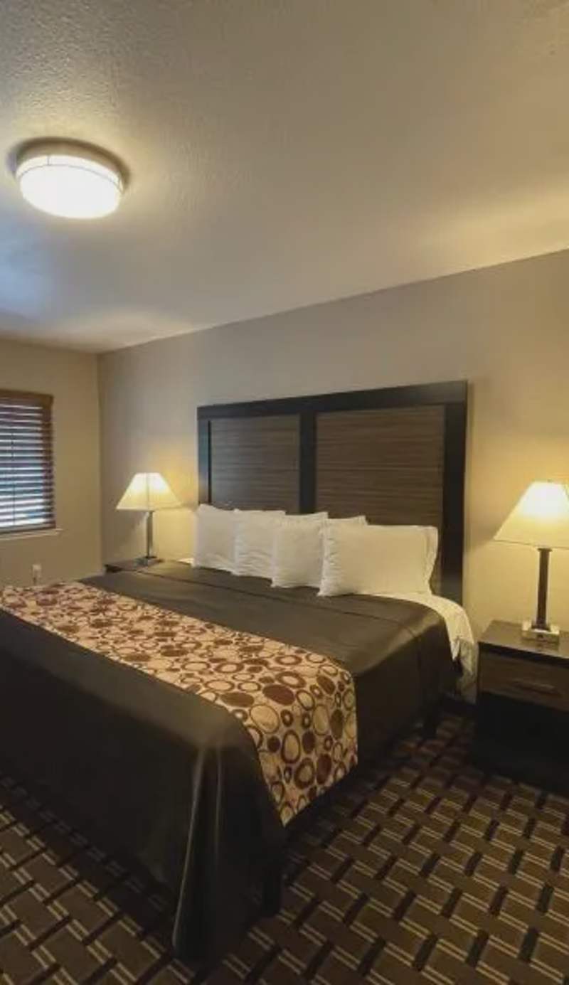 Beverly Lodge