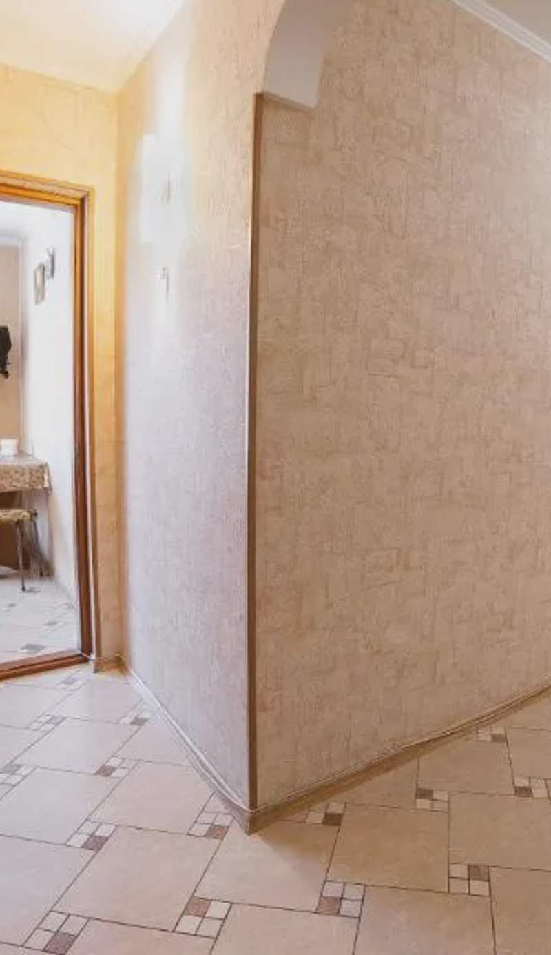 Clean and comfortable apartments on Karl Marx street