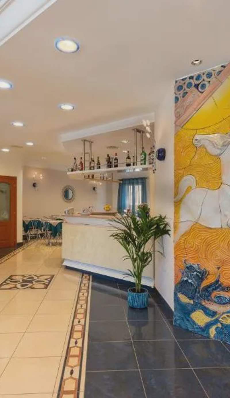 Helios Hotel