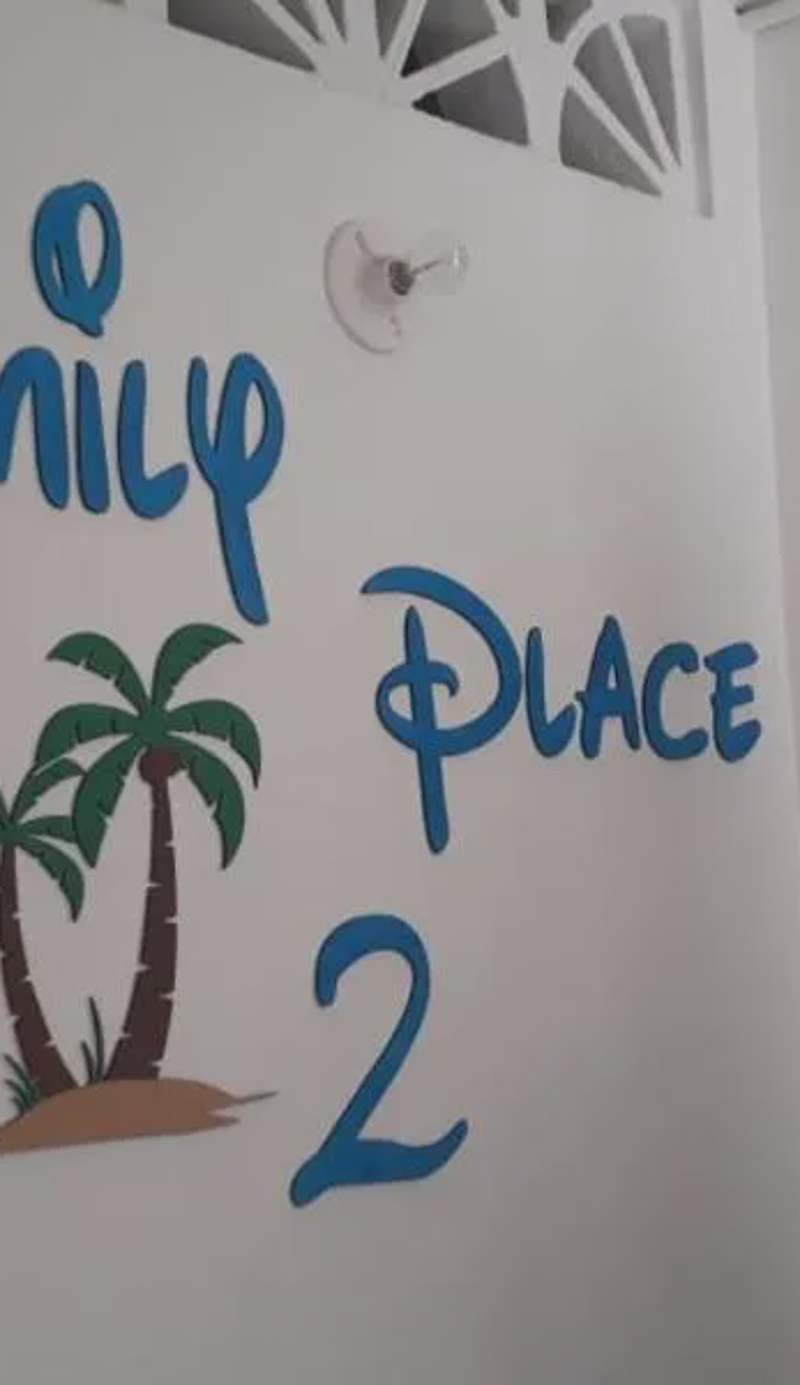 Emily place 1 y 2