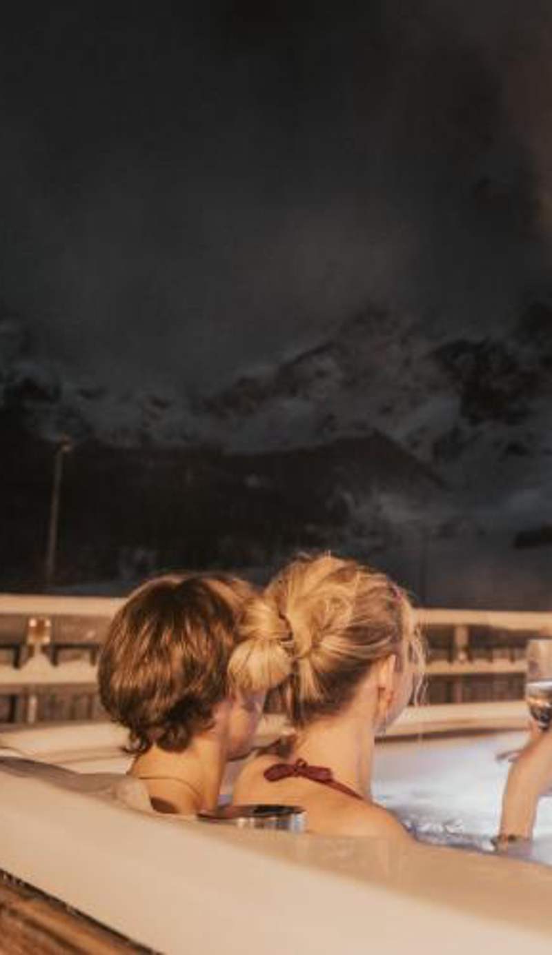 Palace Luxury Wellness Apartment and Boutique Hotel Ski-in-out
