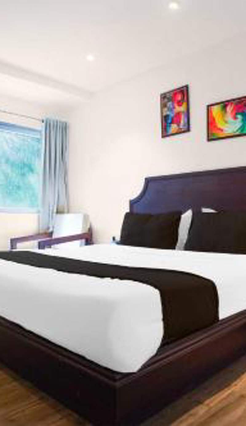 Super Townhouse Oak Ramdaspeth KRIMS Hospital