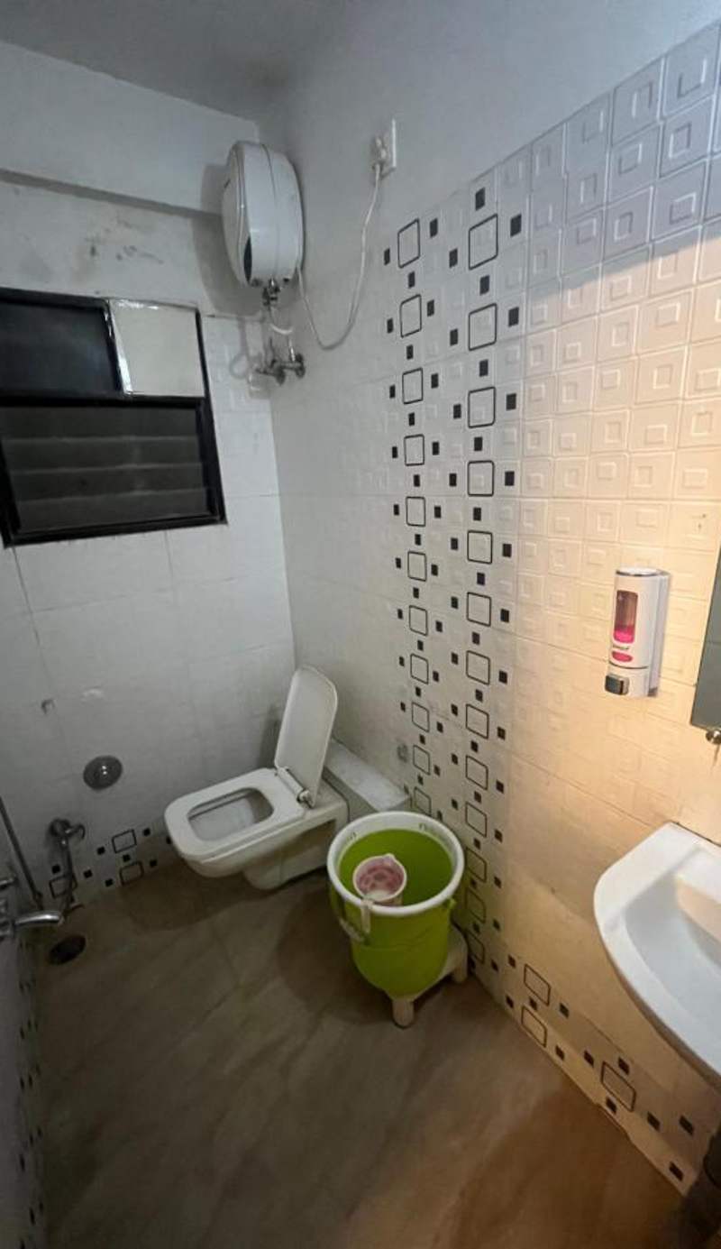 Hotel Shelter