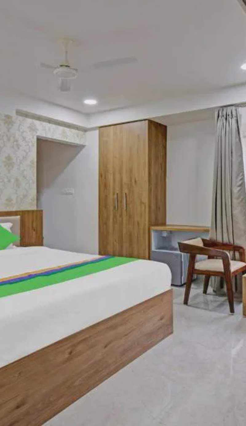 Treebo Chandraprasth Residency