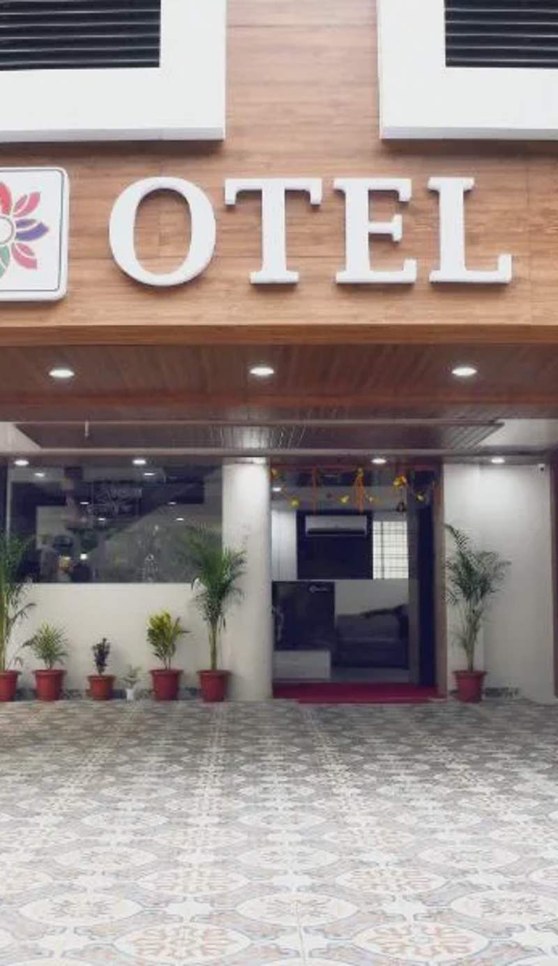Otel