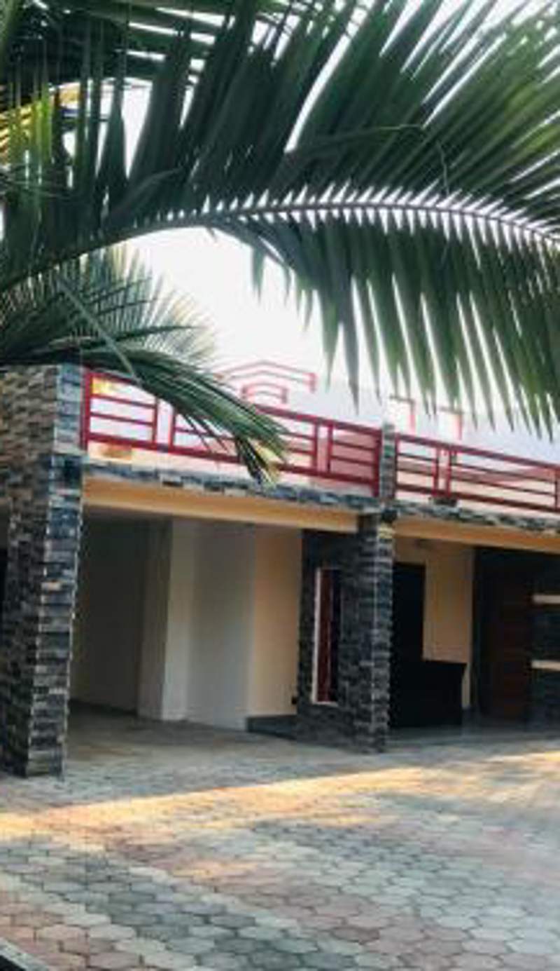 Batoka Apartments