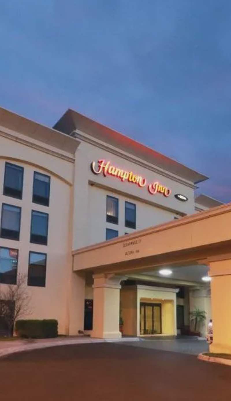 Hampton by Hilton Chihuahua