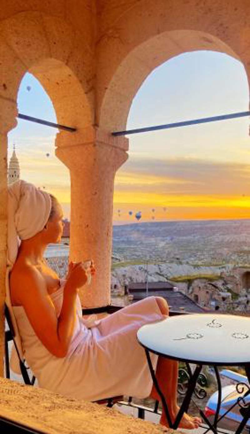 Alice in Cappadocia