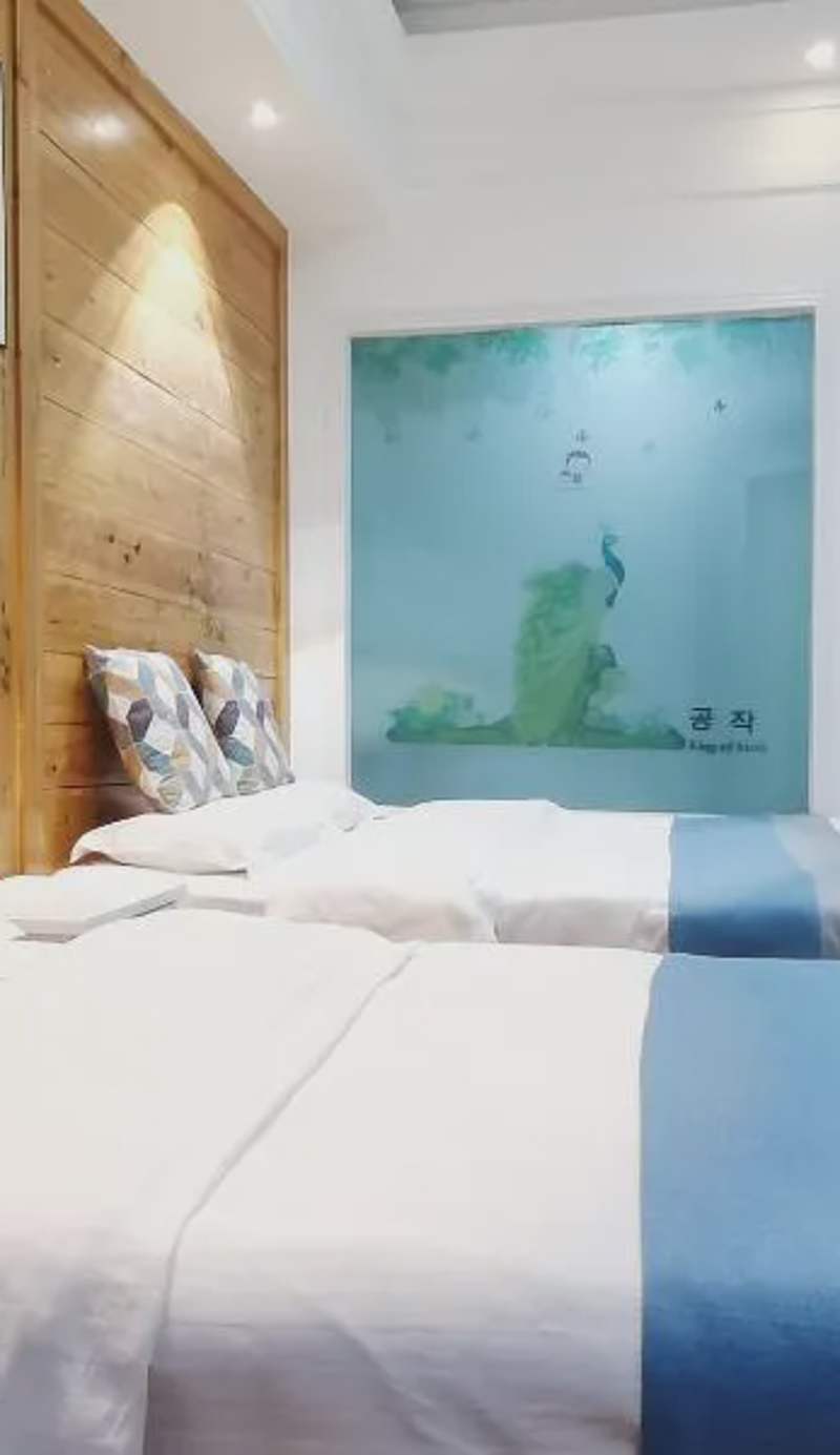 Emeishan Moon Bay Hotel