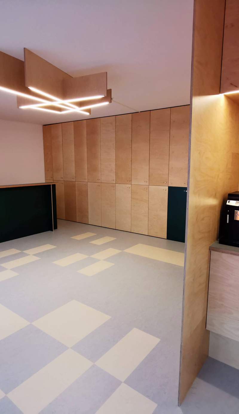 Green Marmot Capsule Hostel