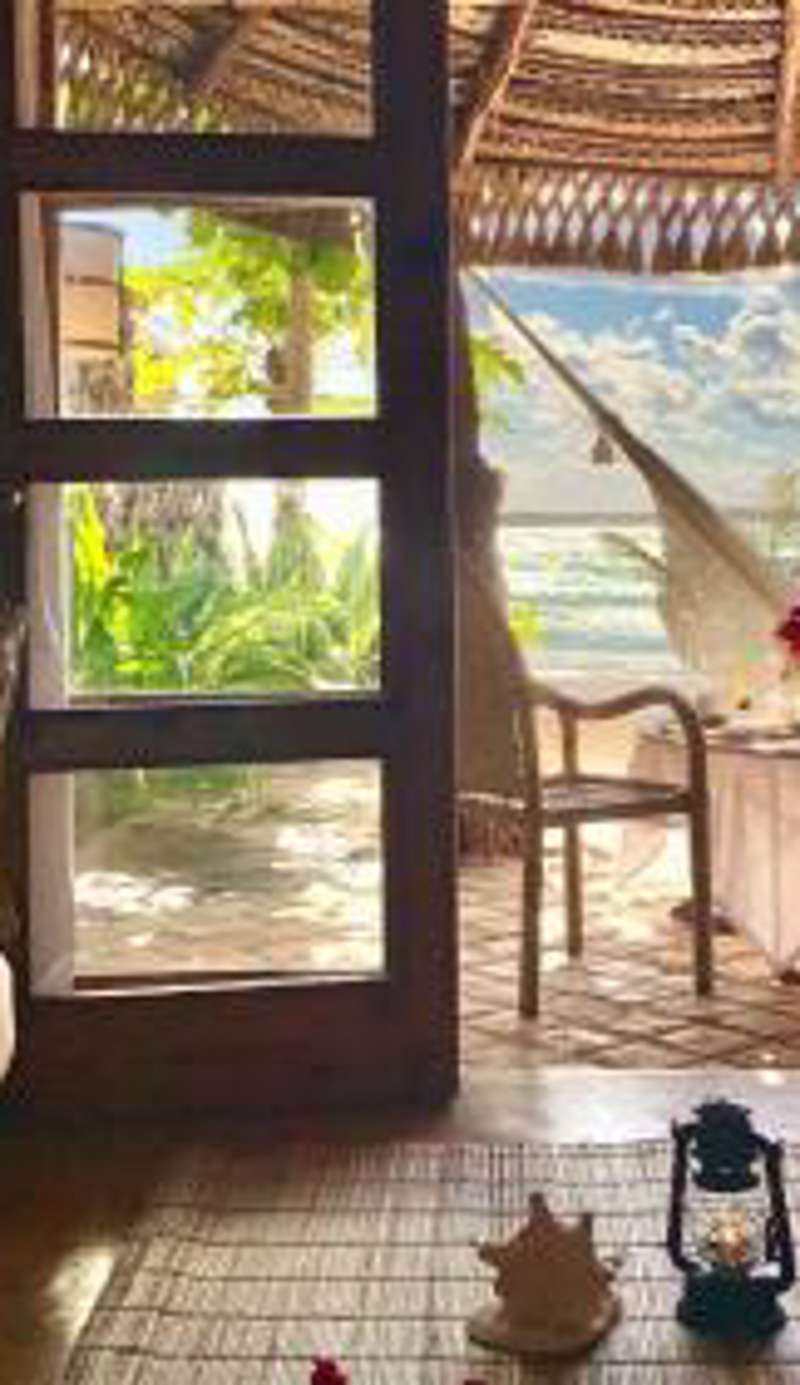 Casa na Praia Tofo- beach front hotel