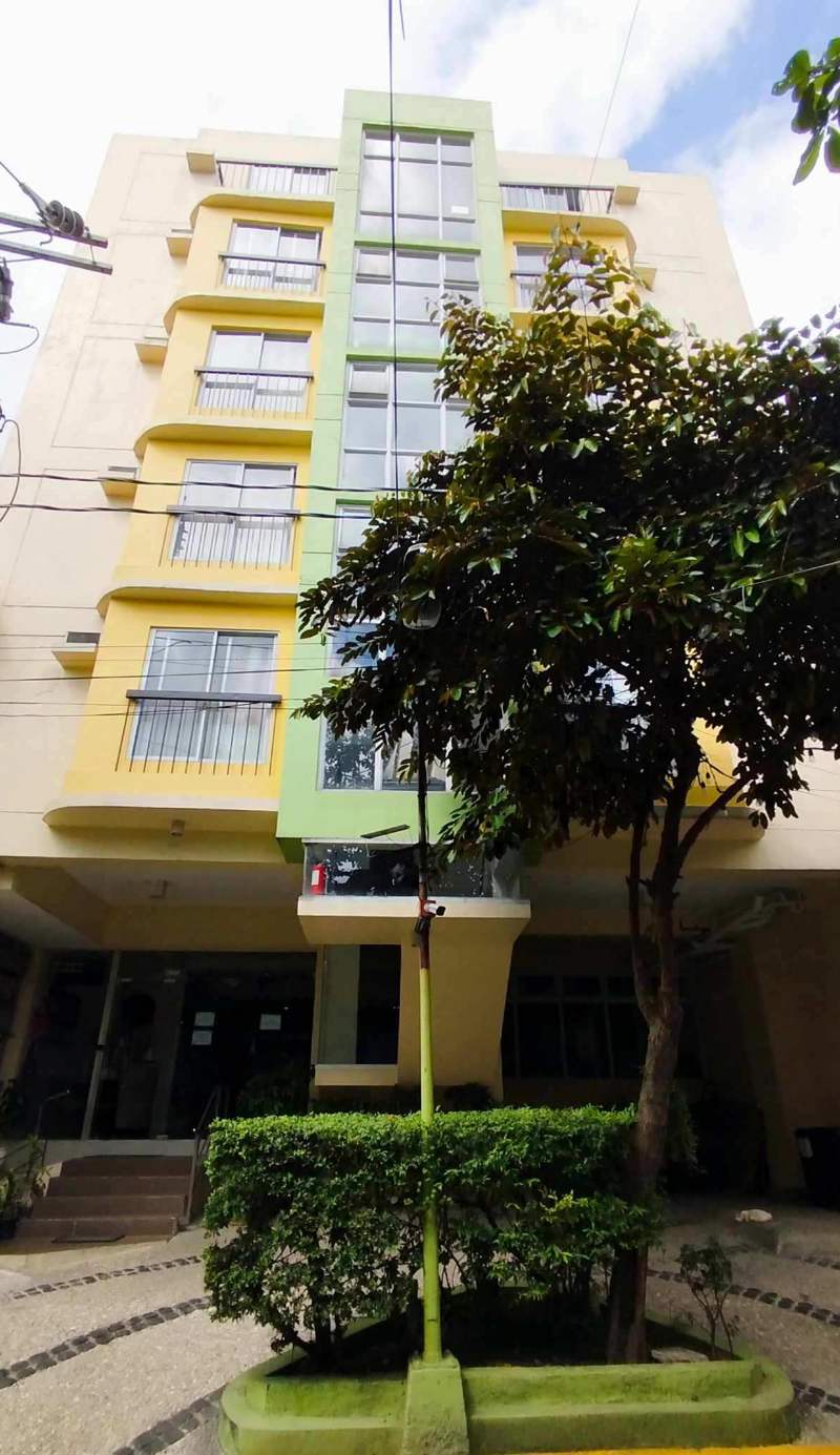 Sulit Dormitel & Budget Hotel