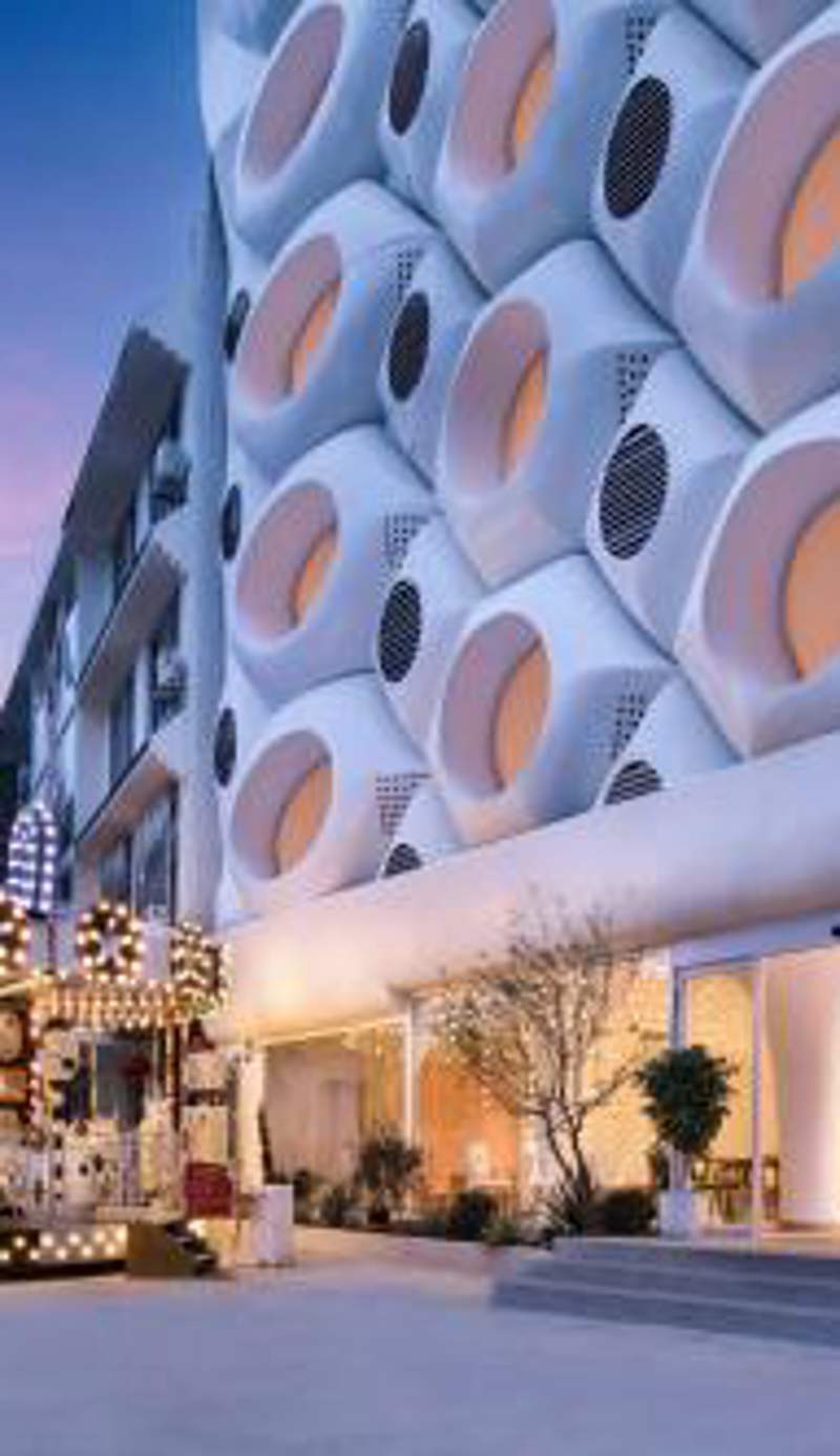 Cotton Castle Designer Hotel-New Hotel, INS Cave Style,Bubble Pool,Family-friendly,Free Self-Service Laundry & Drying,Travel Guide,Book Tickets, Scooter& English Customer Service