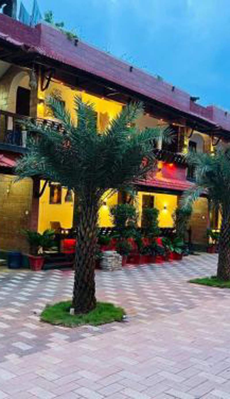 ARONIC beach hotel