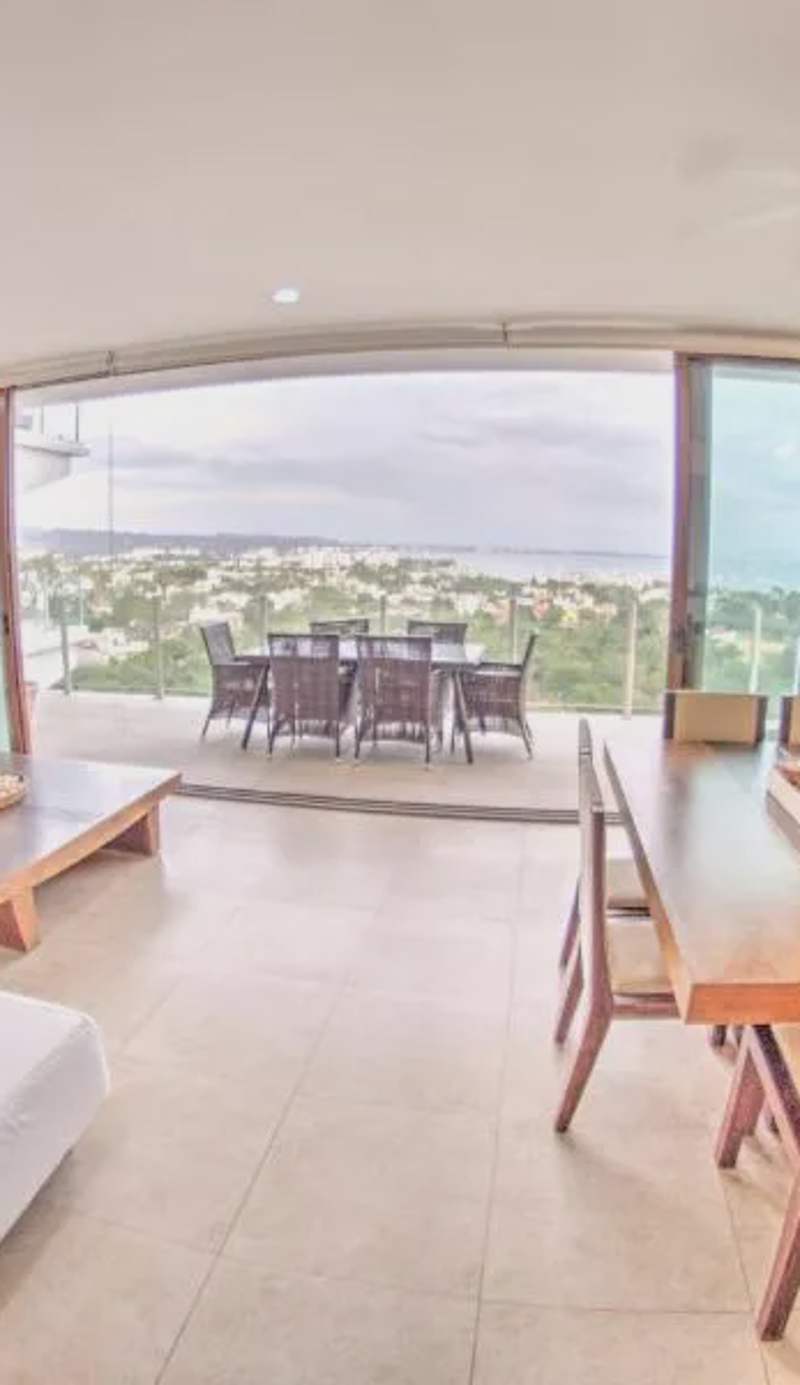 Alamar - Oceanview Condos with Beach Club Resort Access
