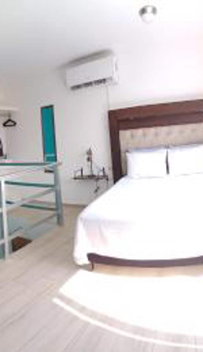 Casa Linda Isla Loft- Ocean View- Shared Pool