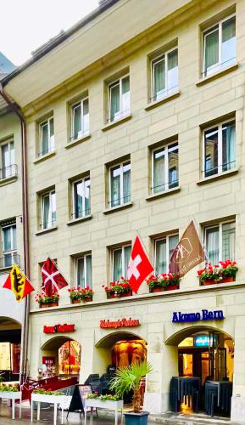 Akomo Bern