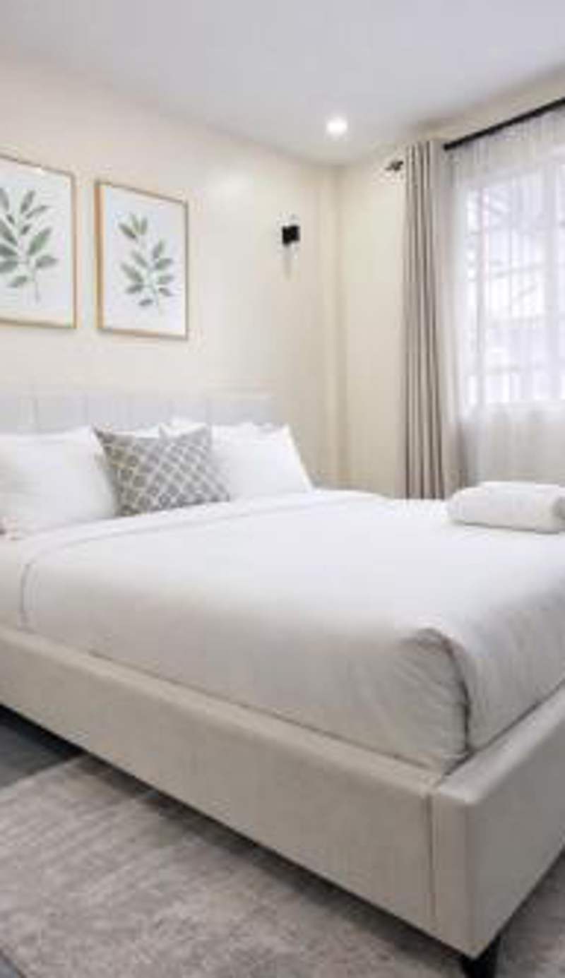 Naka Balcony Apartment with Amazing Lake View, GYM