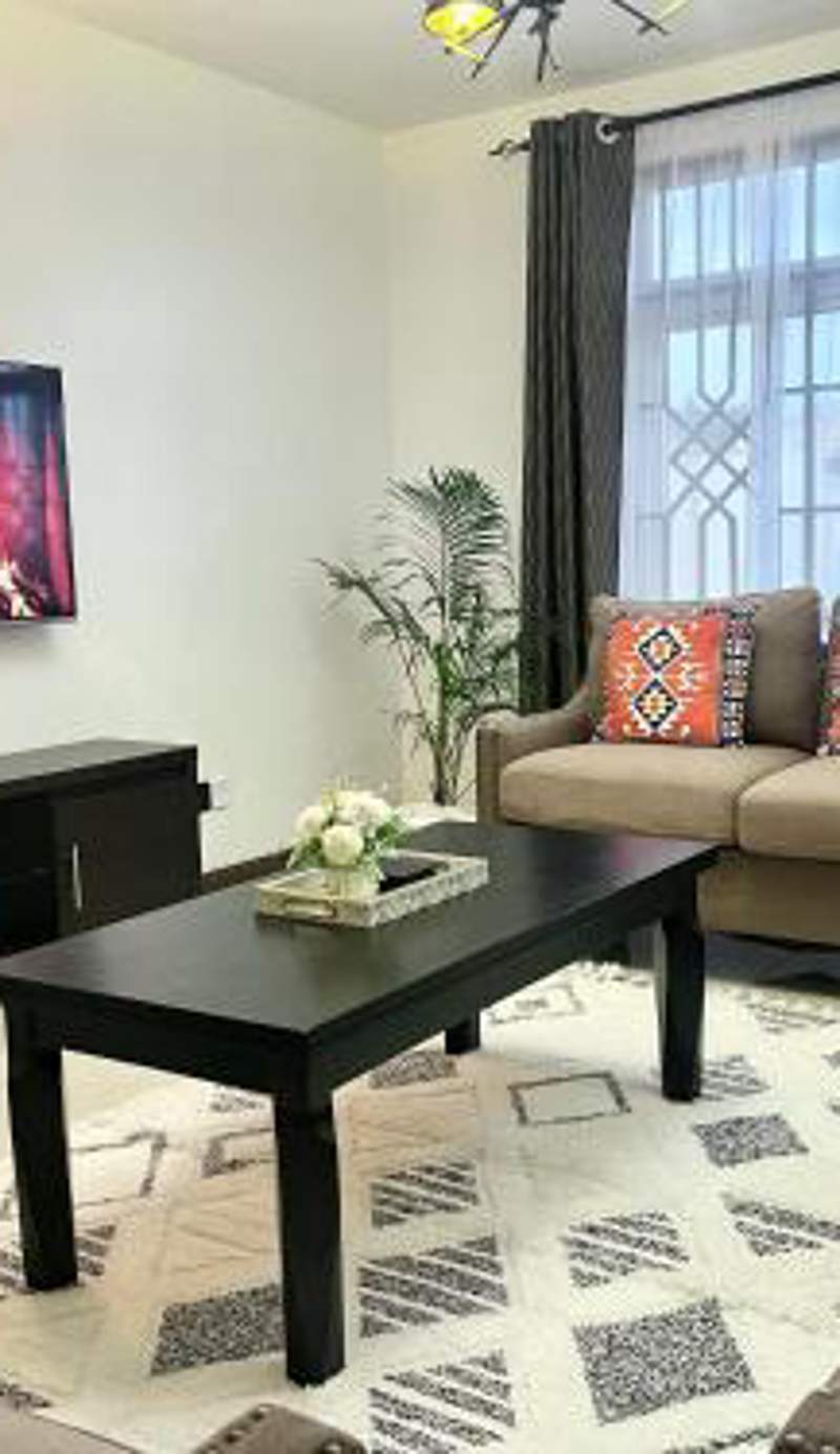 Milimani Executive Suites Pool, GYM, Secure Parking Near Golf Club