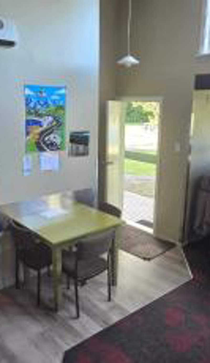 Alpine Holiday Apartments & Campground