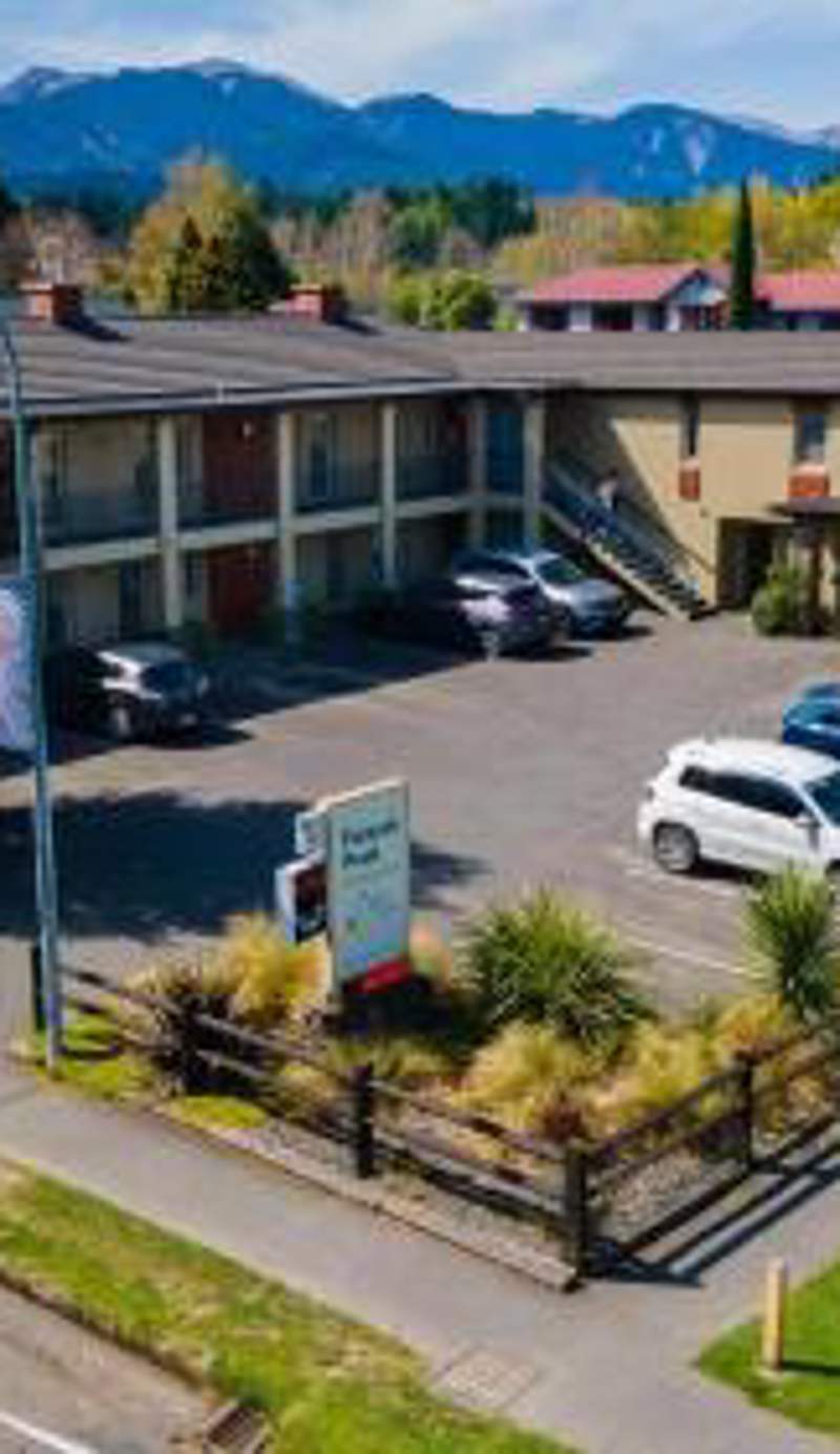 Tussock Peak Lodge