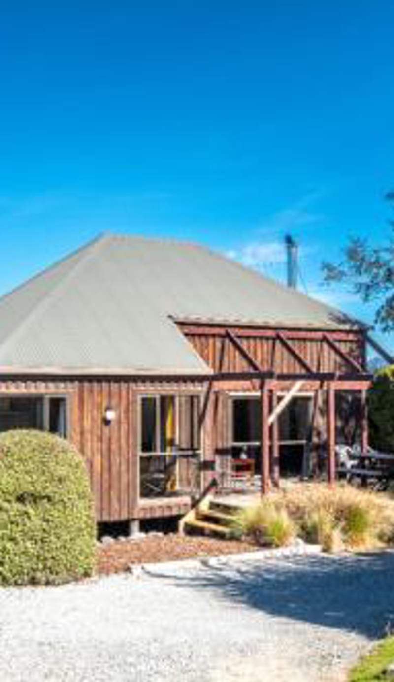 7b Denby Place