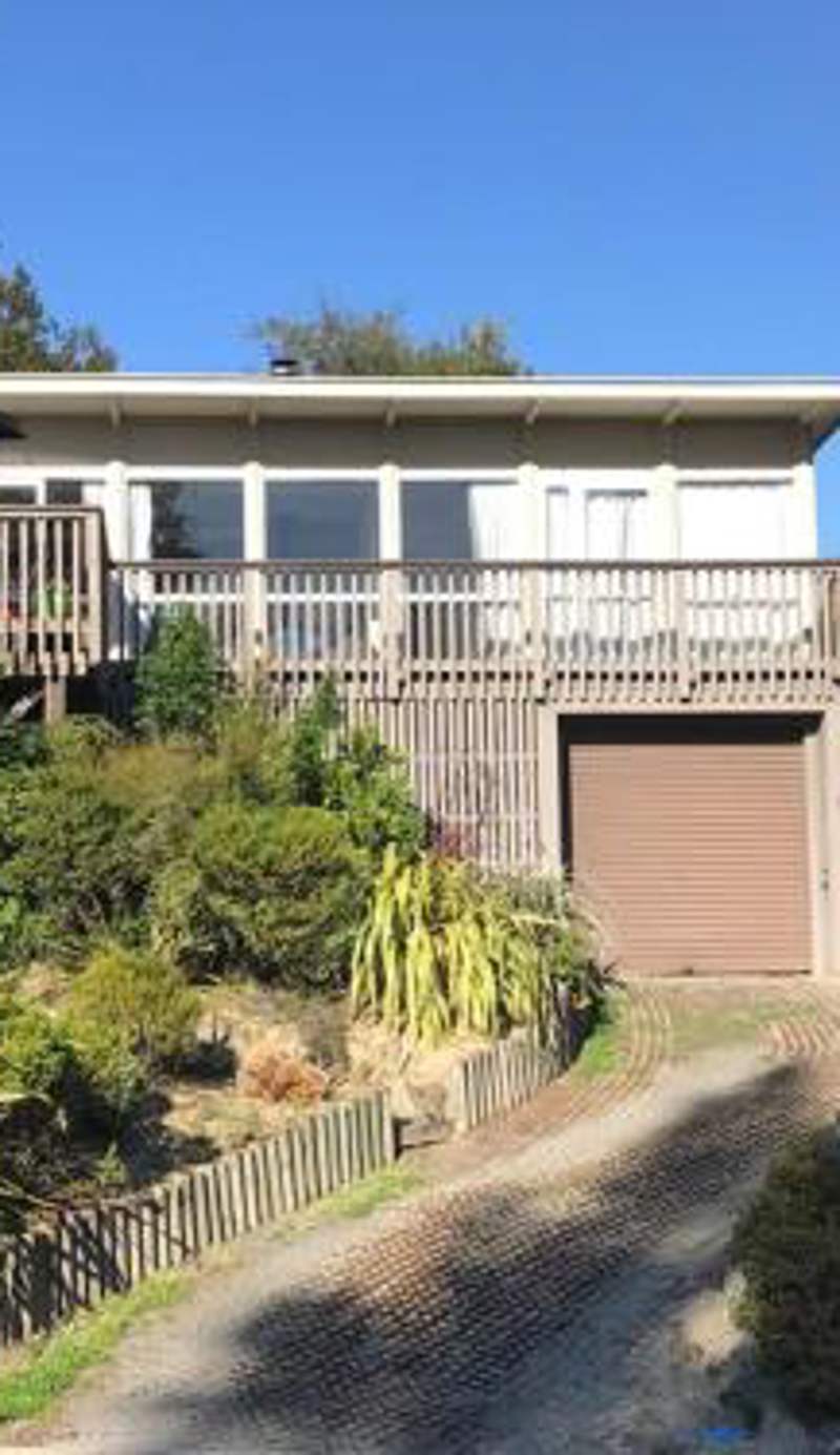 9 Alpine Avenue