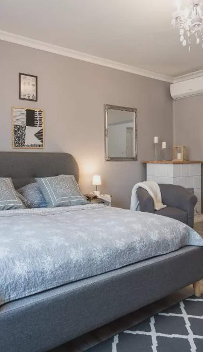 Lu Apartments