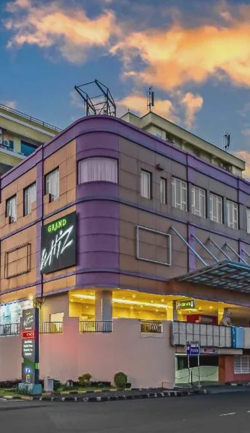 Grand Whiz Megamas Manado
