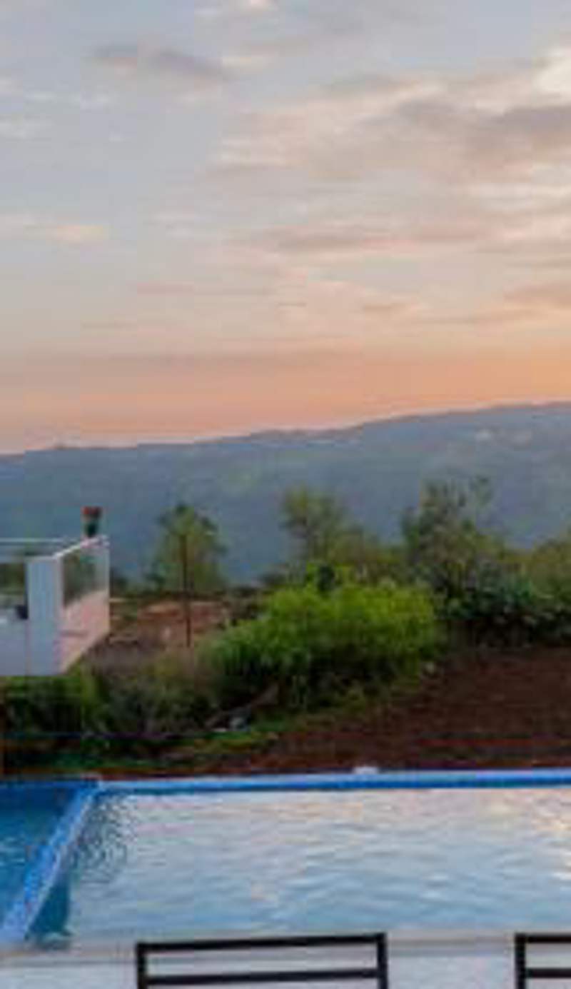 Strawberry King Resort