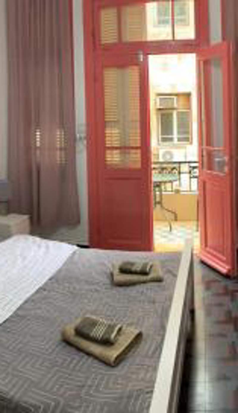 GuestHouse COMFY - rooms with a shared kitchen and bathroom