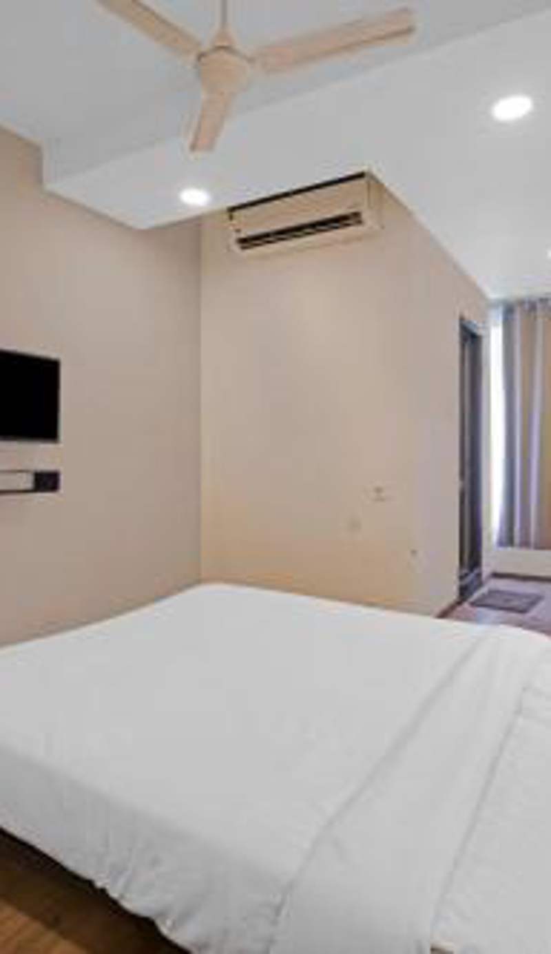 Hotel JS Residency