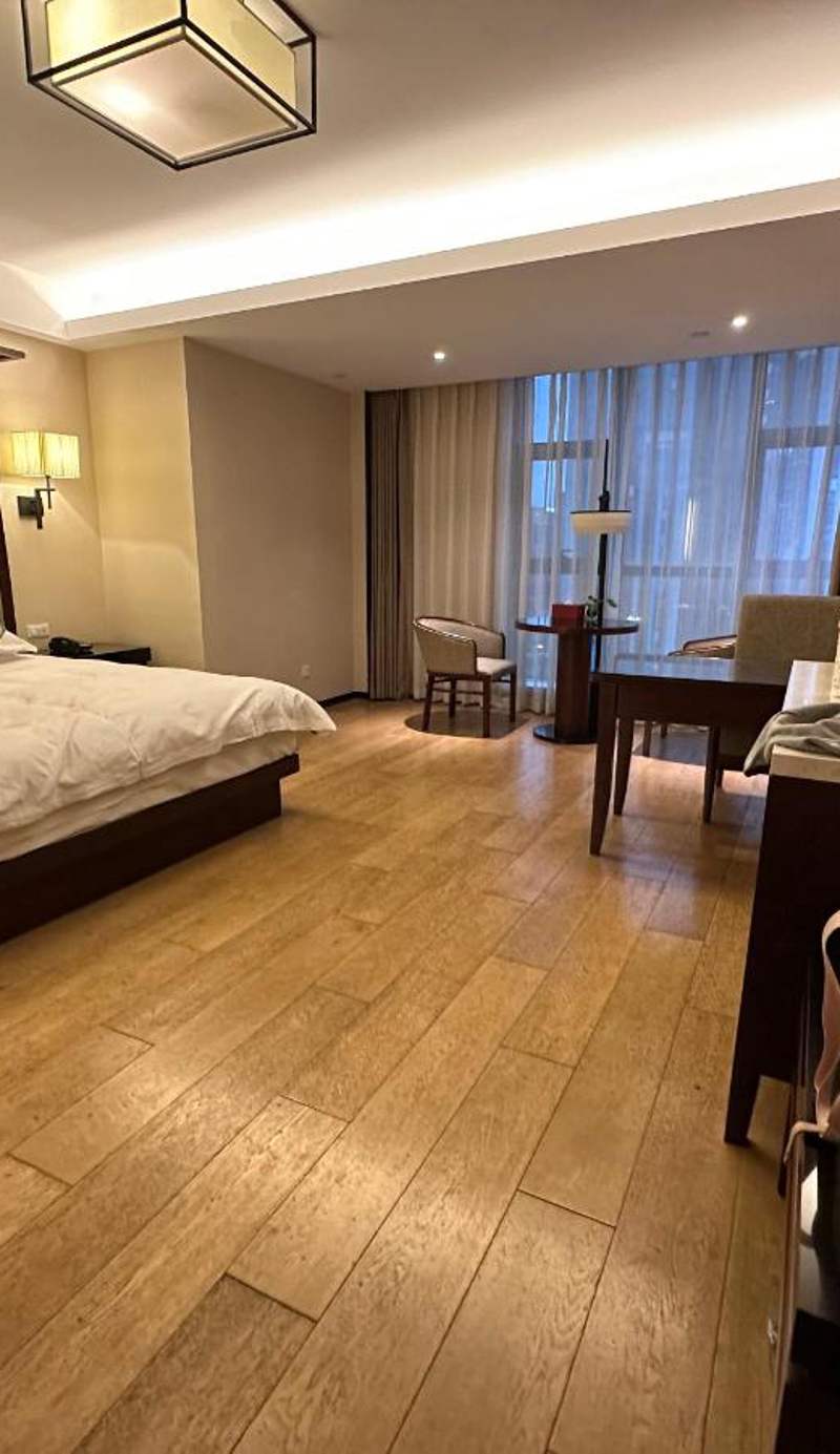 SSAW Boutique Hotel Ningbo CBD - Family Friendly & Business Travel