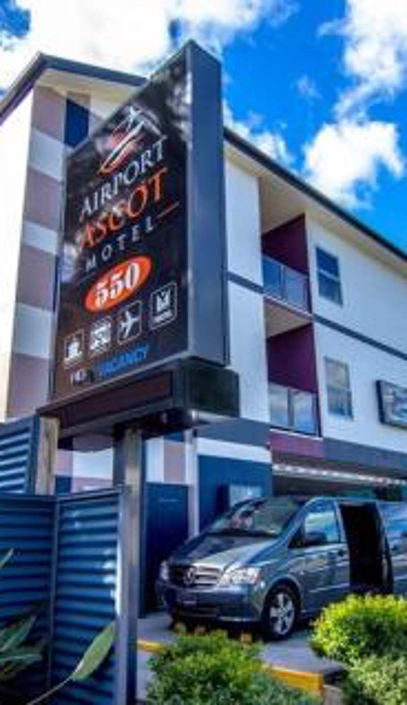 Airport Ascot Motel