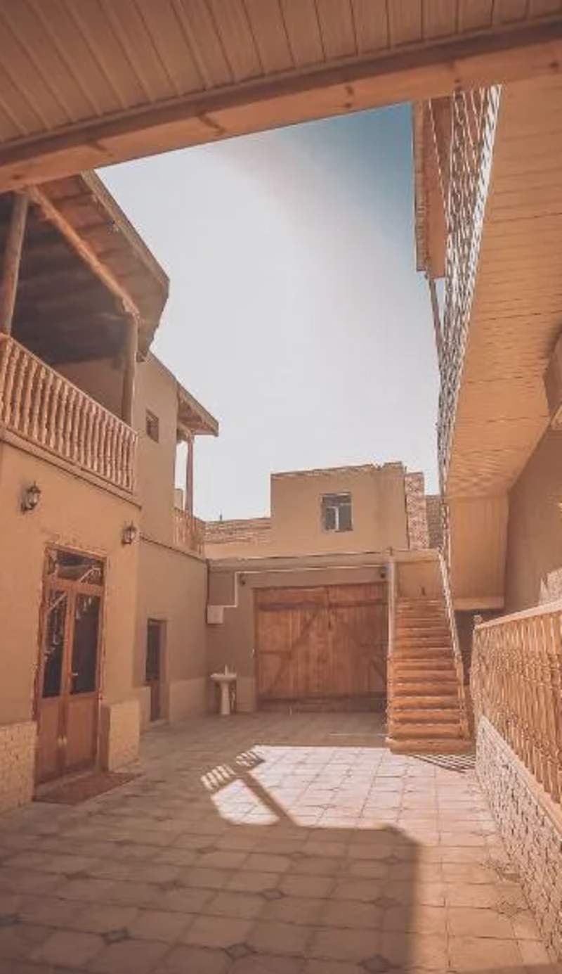 Oqilanur Guest House