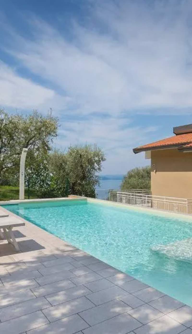 Villa Malù - APT Amalia - Piscina e vista lago