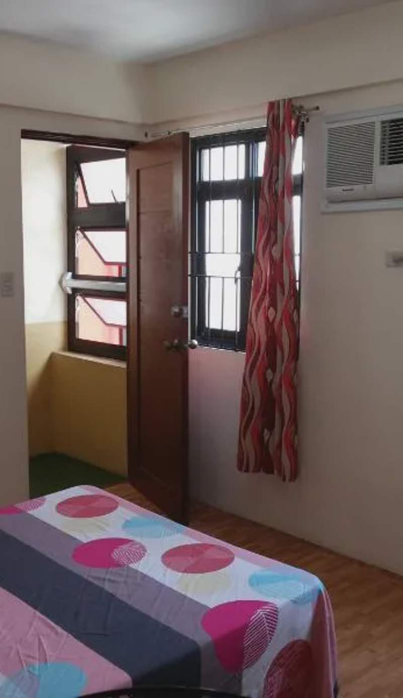 Budget Studio Unit in Makati
