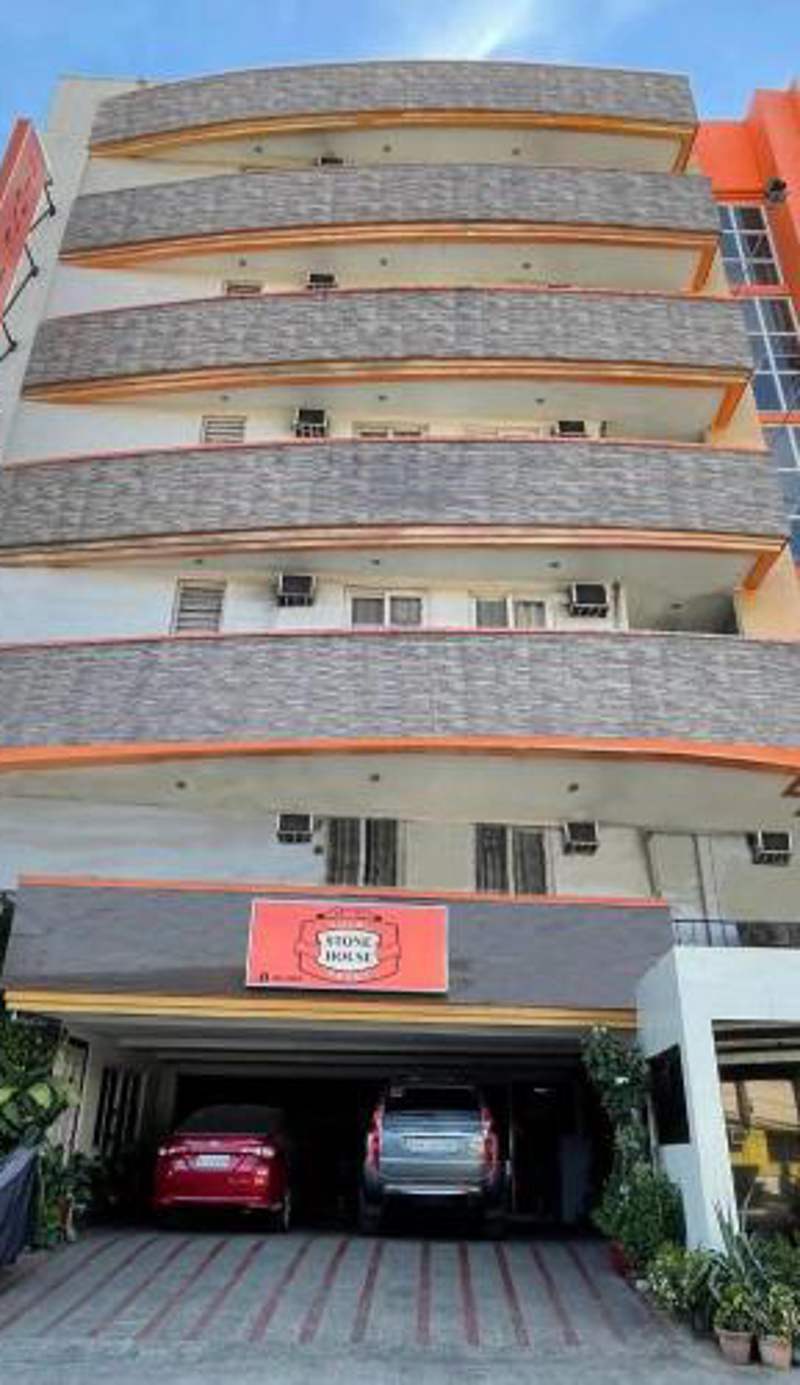 Stone House Hotel Pasay