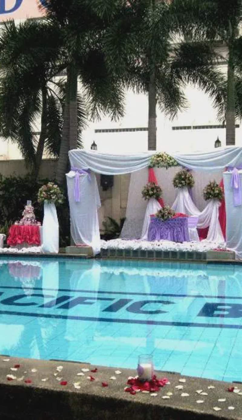 Pacific Breeze Hotel and Resort