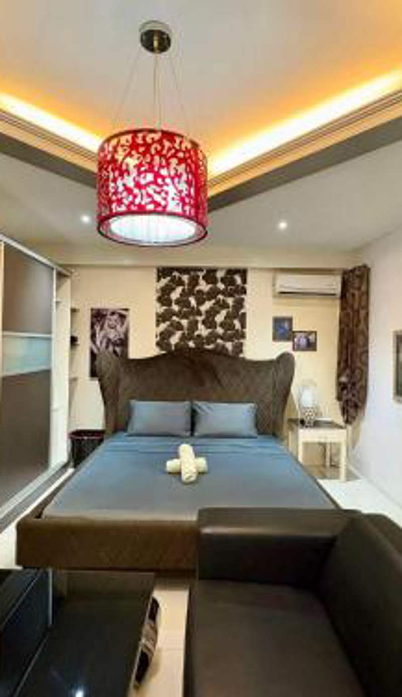 Sheryll Escapes - Kandi comfortable studio with fast WiFi & free housekeeping