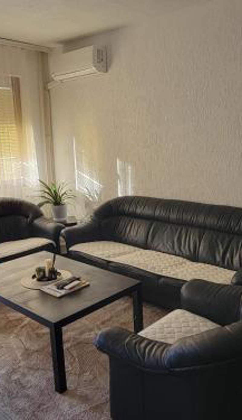 Sunny Hill Apartment B16